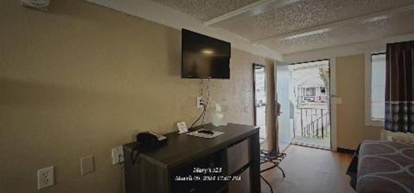 Super 8 by Wyndham Asheville/Biltmore image 21